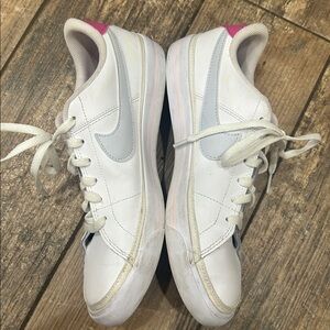 Nike White Sneakers with Pink Highlights